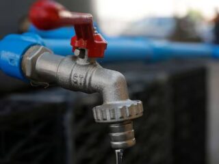 Megacorte de agua en Santiago: revisa comunas y horarios sin suministro