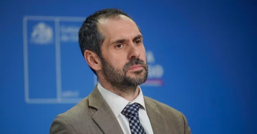 Ministro Grau confirma recorte en presupuestos regionales y ajustes en ministerios