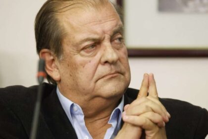 Francisco Vidal renuncia al directorio de TVN tras críticas de José Antonio Kast