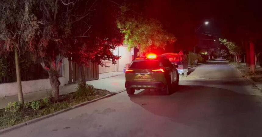 Violento turbazo en La Cisterna: roban seis armas de fuego y una camioneta