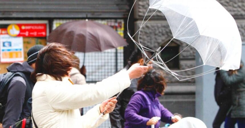 Meteorología emite aviso por vientos de hasta 60 km/h en la zona norte del país