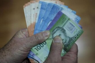 Bonos para adultos mayores: conoce los beneficios económicos disponibles en 2025